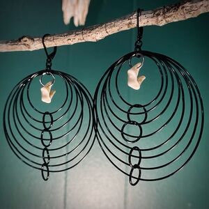 Coyote Teeth Layered Hoop Earrings